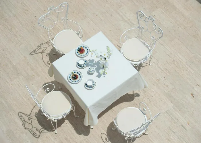 Virginia Villa Positano